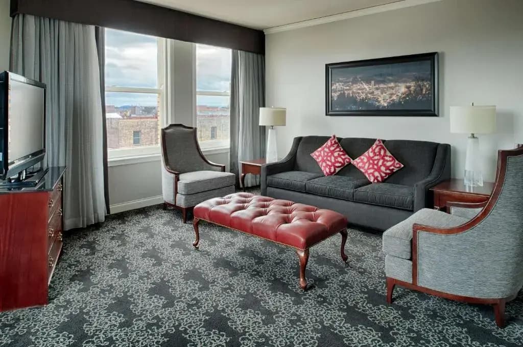 1 Bedroom High Floor Double Suite twin beds