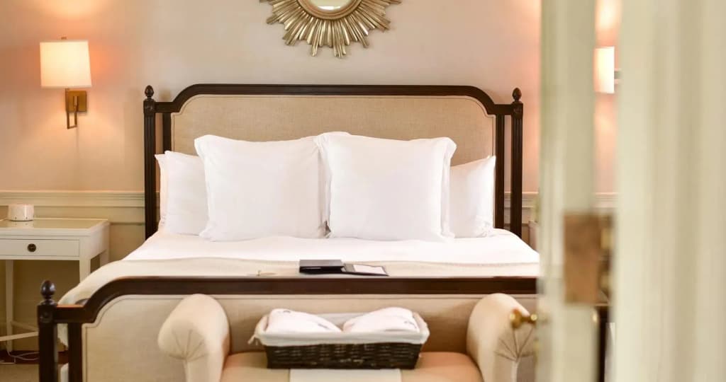 Anson Double Suite full double bed
