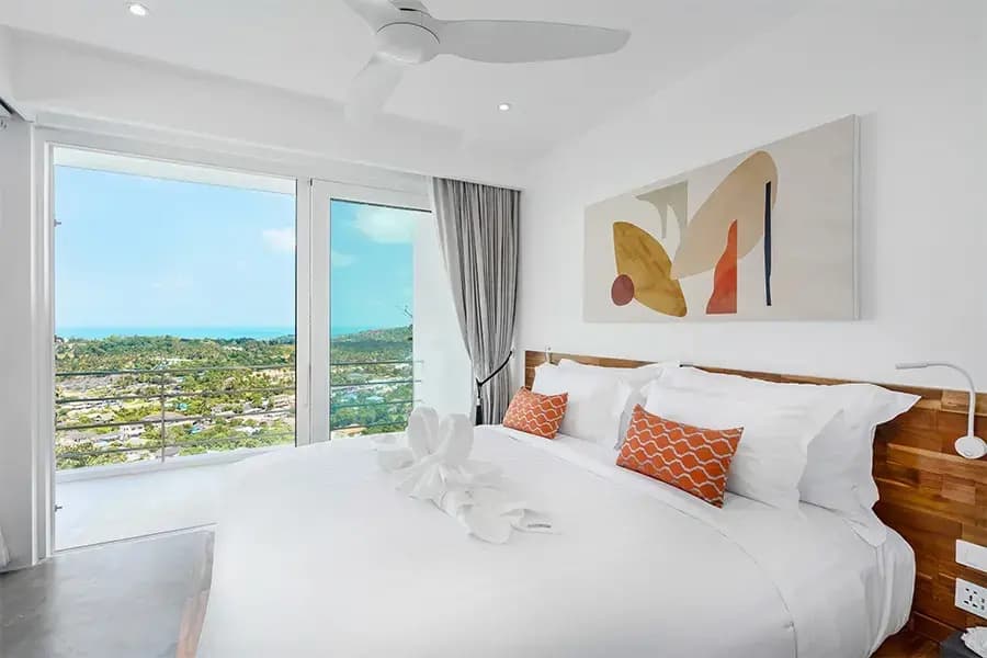 Deluxe Double Suite with sunrise view full double bed