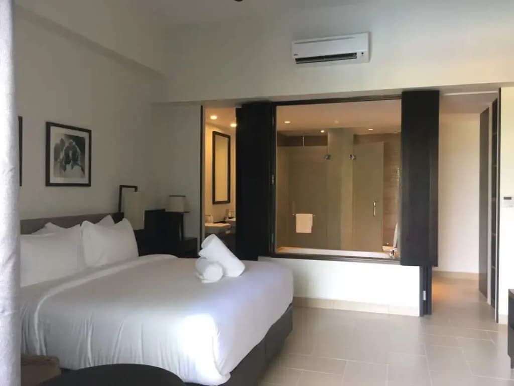 Family Pool Wing Double Suite full double bed