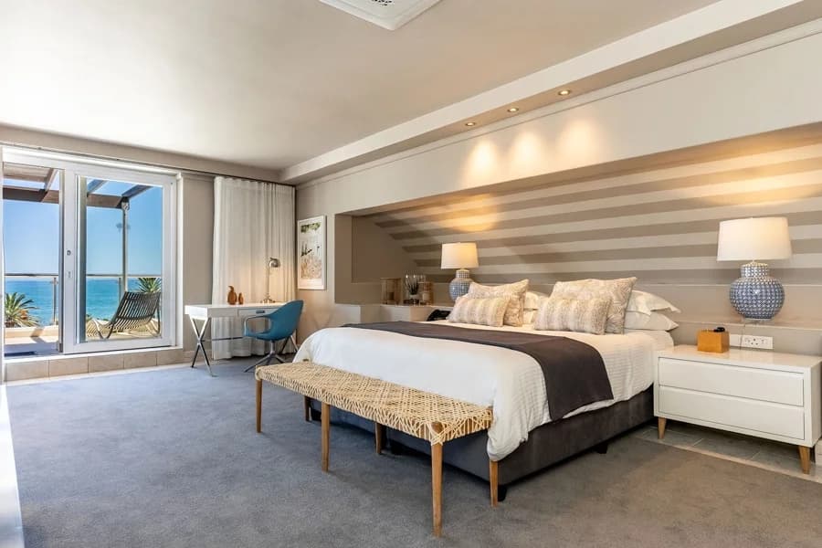 Double Sky Penthouse full double bed