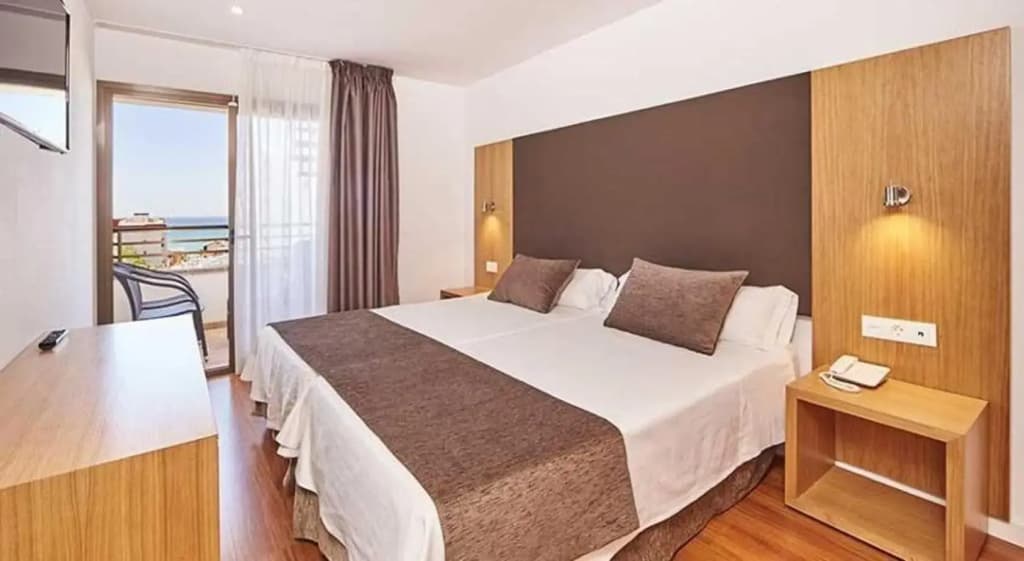 Double room twin beds
