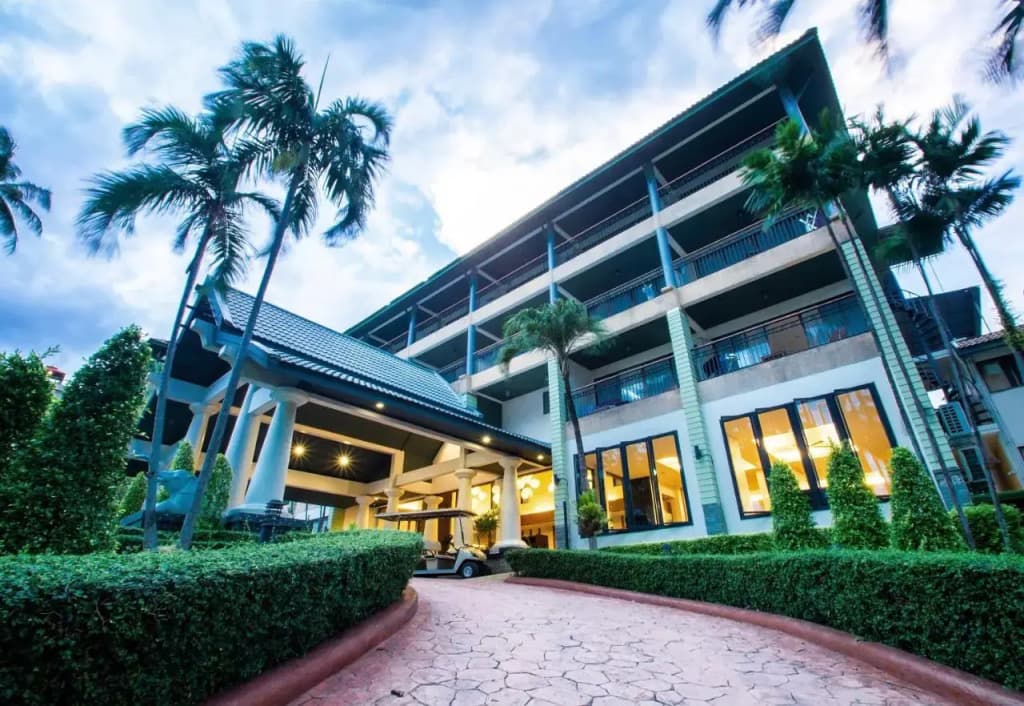 Hotel photo 1