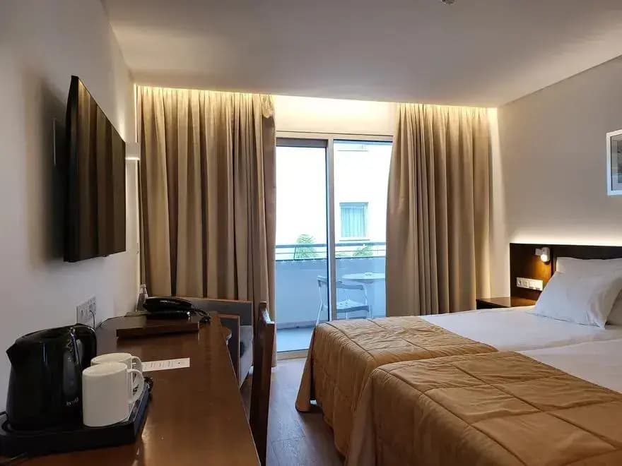 Superior Standard Double room with balcony twin beds