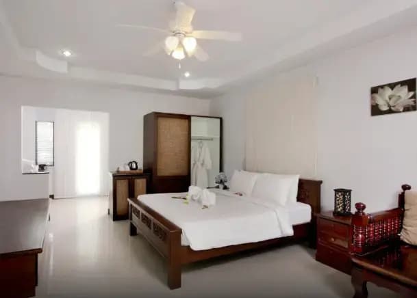 Lagoon Double room full double bed