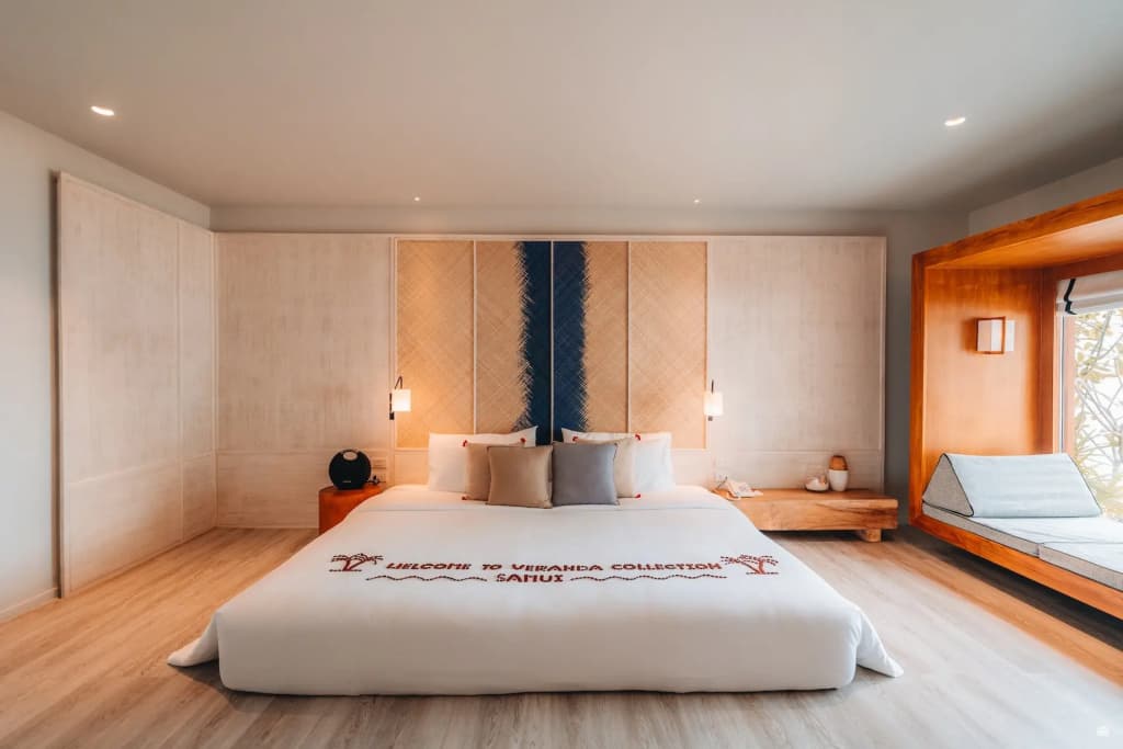 Premier Double Beachfront with Plunge Pool full double bed