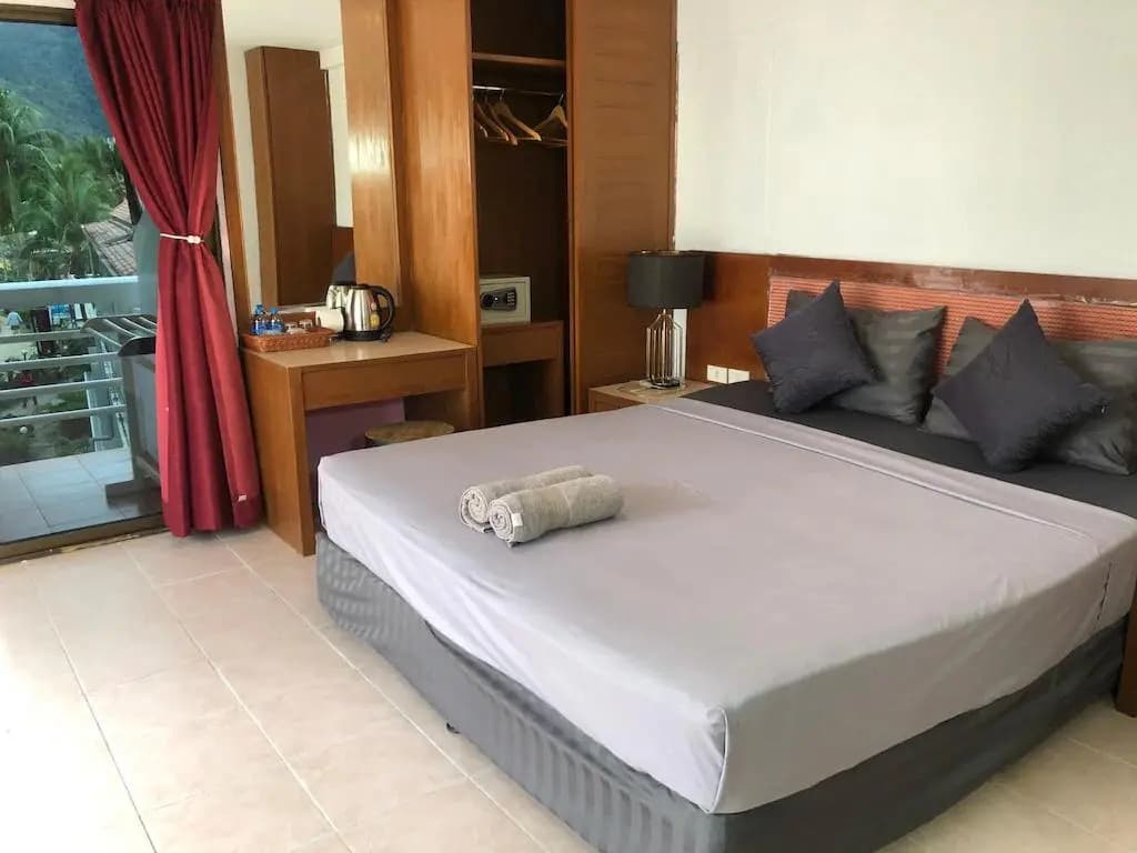 Superior Double room with sea view full double bed