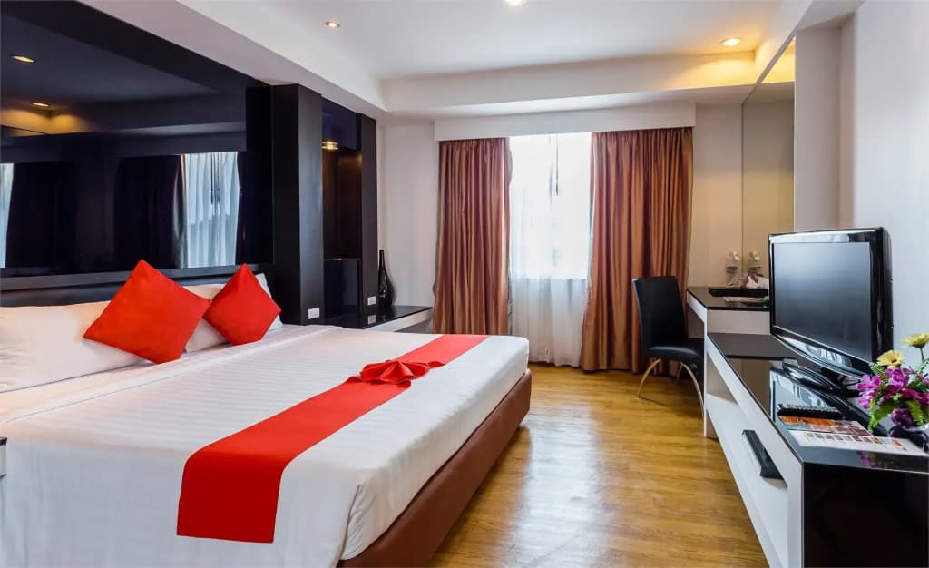 Deluxe (Classic Wing) Double room full double bed