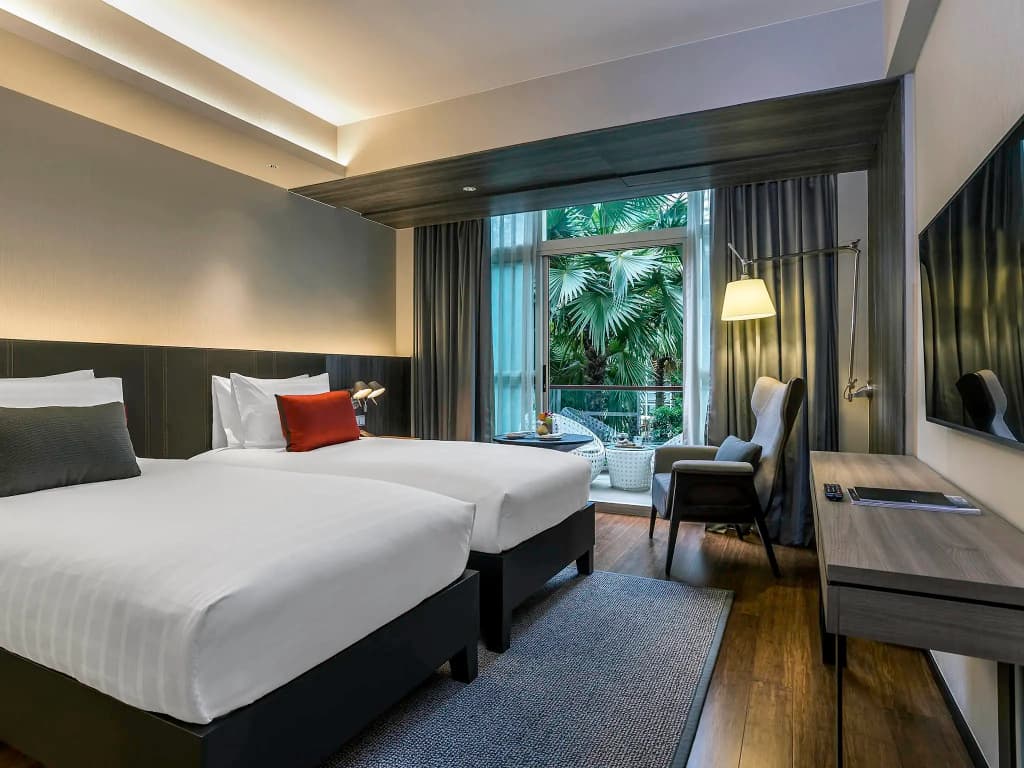 Premium Deluxe Double room with balcony twin beds