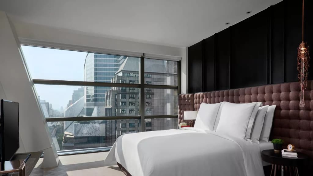 Manor Double Suite full double bed