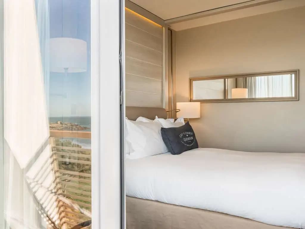 Superior Double room with balcony and with promenade view twin beds