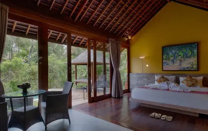 1 Bedroom Double Private Pool Villa with view full double bed
