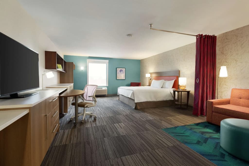 Double Studio Suite full double bed