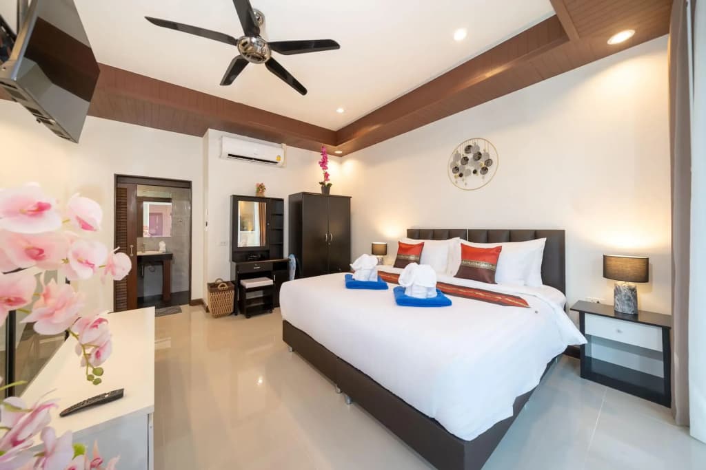 1 Bedroom Double Suite Pool Access full double bed