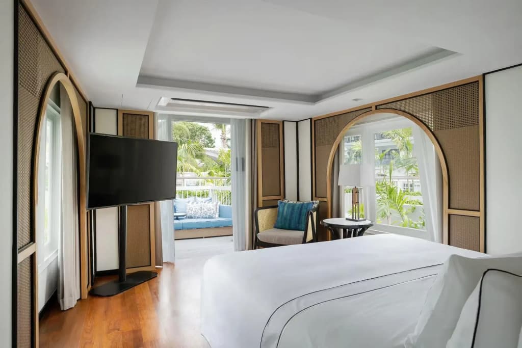 The Level Boat Double Suite with sea view full double bed