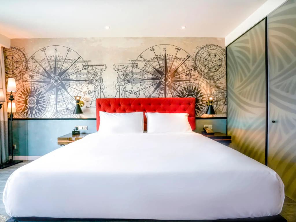 Signature Double Suite full double bed