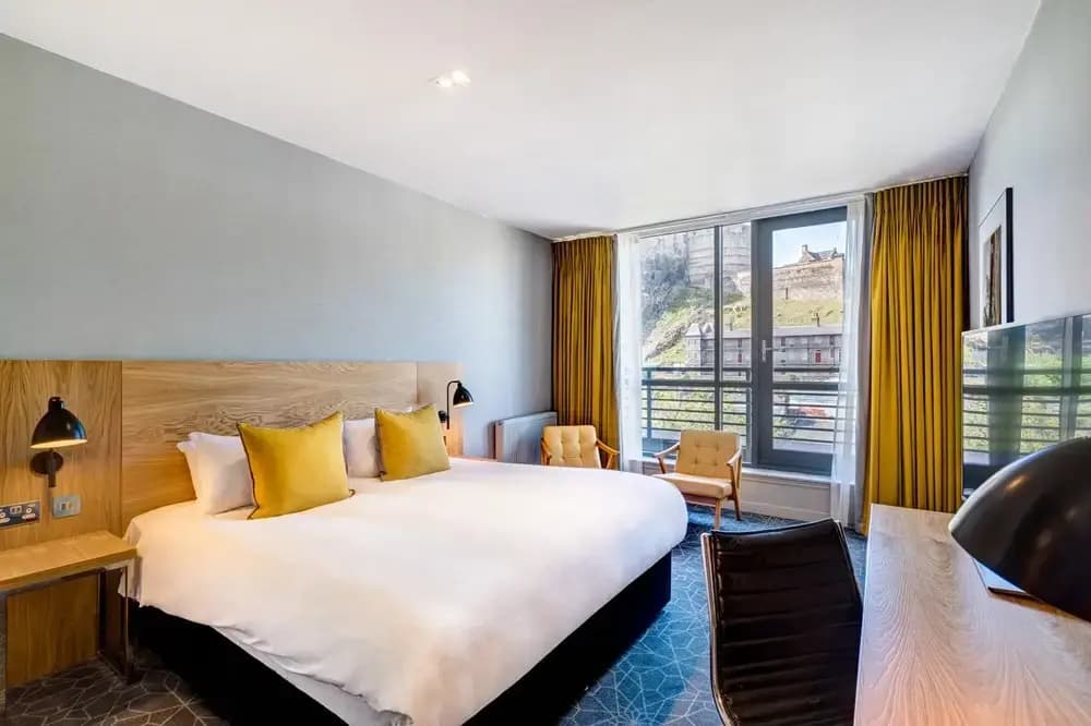 Deluxe Castle View Double room with balcony full double bed