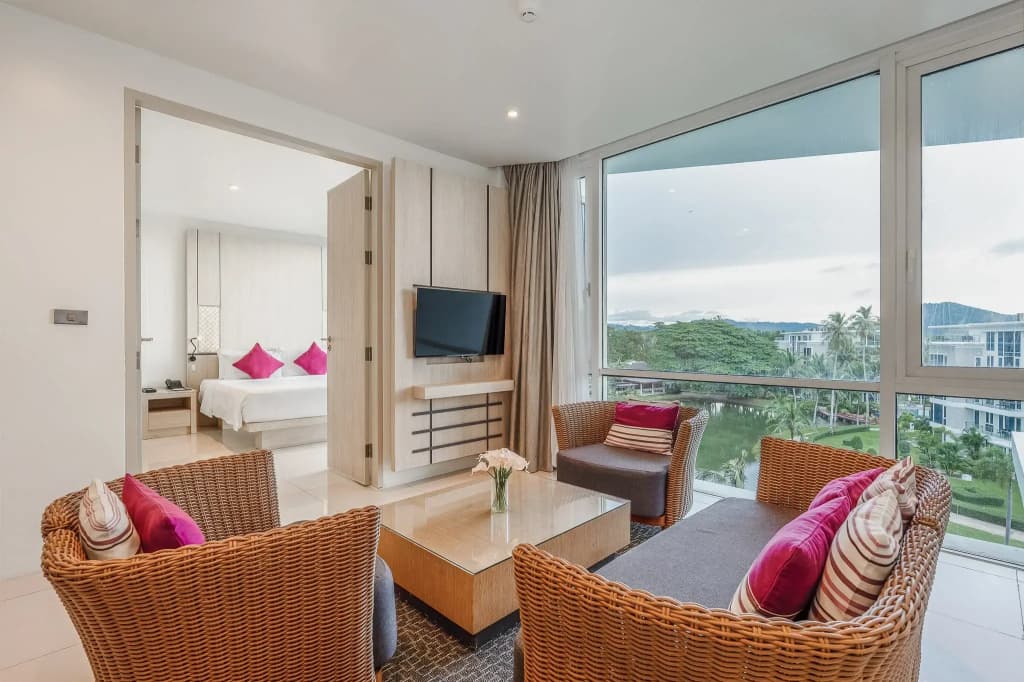 1 Bedroom Executive Double Suite full double bed