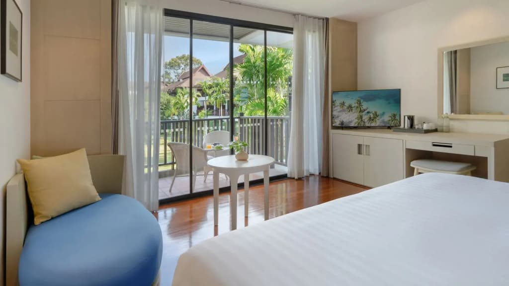 Superior Garden Wing Double room full double bed