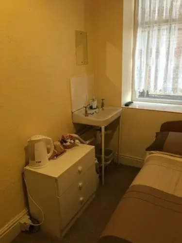 Economy room