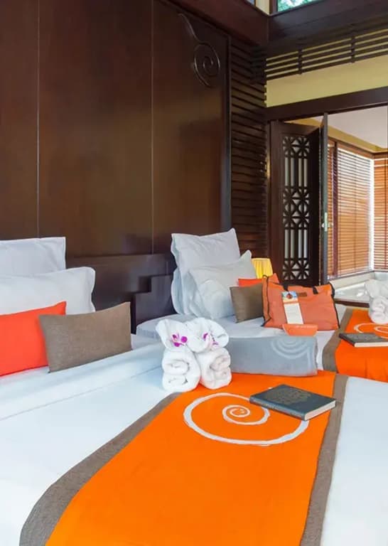 Double Suite Villa full double bed