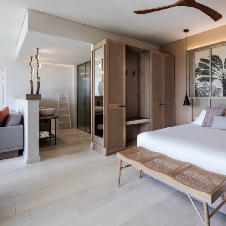 Double Junior Suite Terrace with sea view full double bed