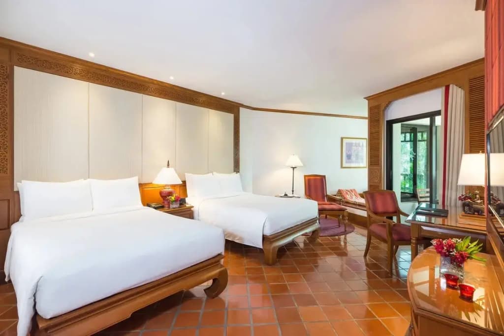 Double room with partial sea view twin beds