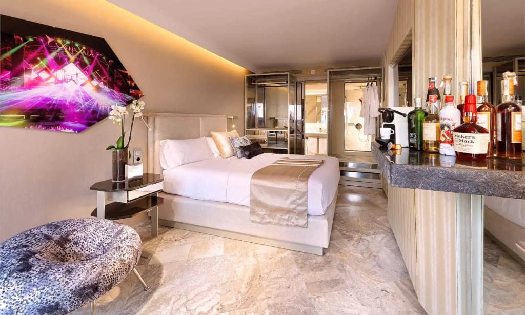 Party All Night Long Double Superior room twin beds