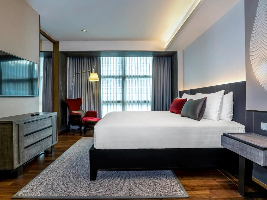 Executive Double Suite full double bed