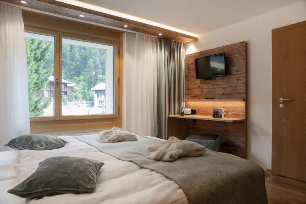 Smart Double room full double bed