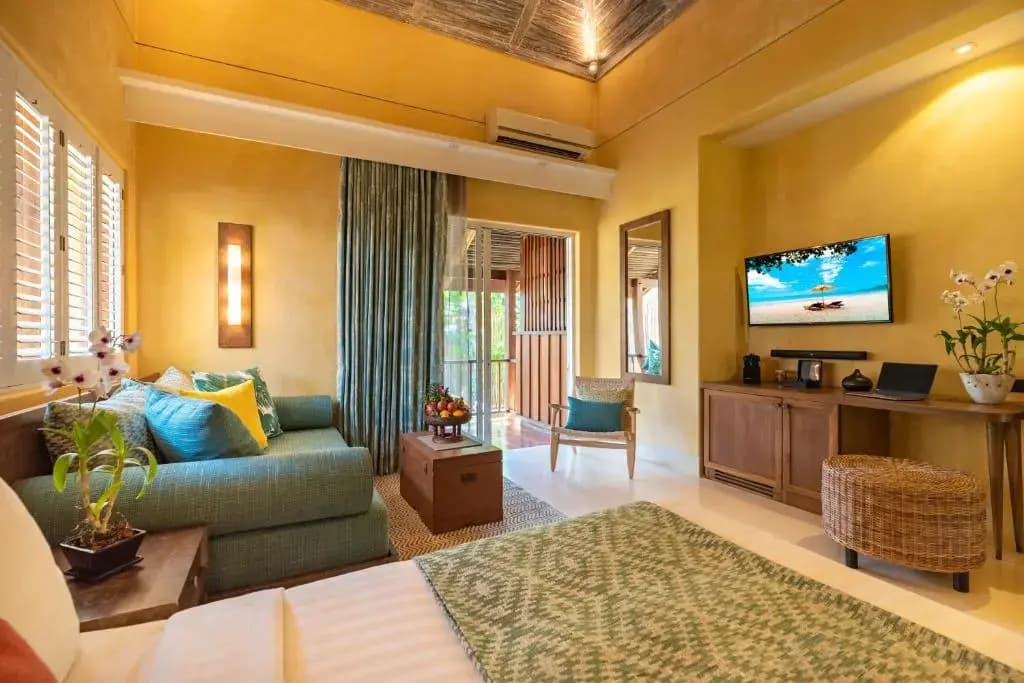Seaview Double Boutique full double bed