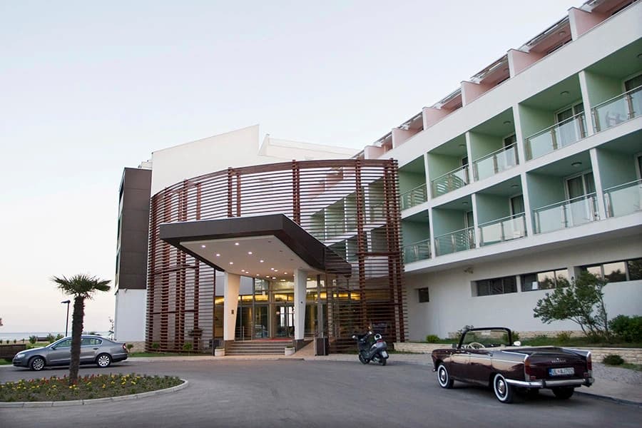 Hotel photo 1