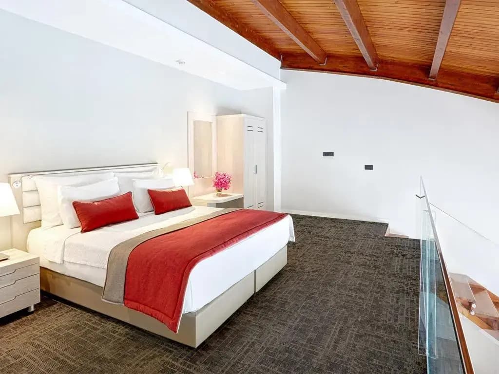 Duplex Double room full double bed