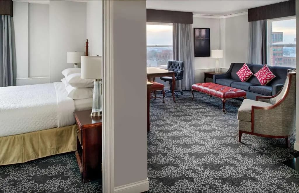 1 Bedroom Double Suite twin beds