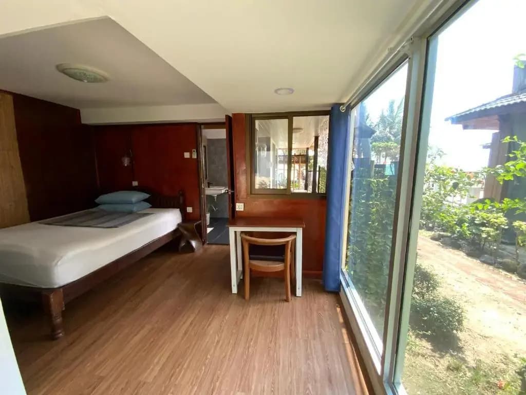 Double Bungalow with sea view full double bed