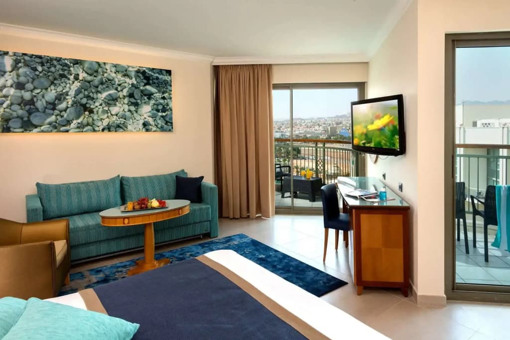 U Deluxe Double Family room with balcony full double bed