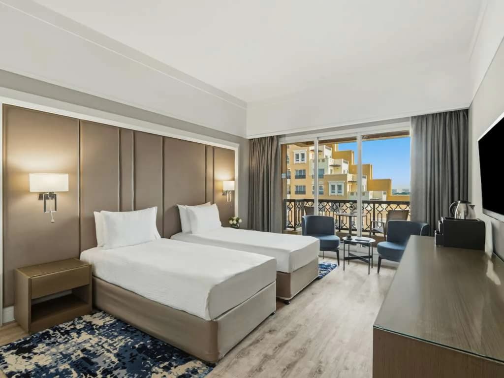 Interconnecting Family Triple Suite