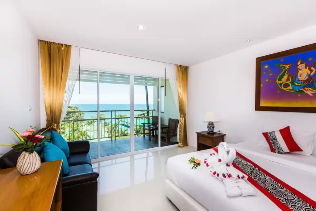 Superior Double room with sea view full double bed