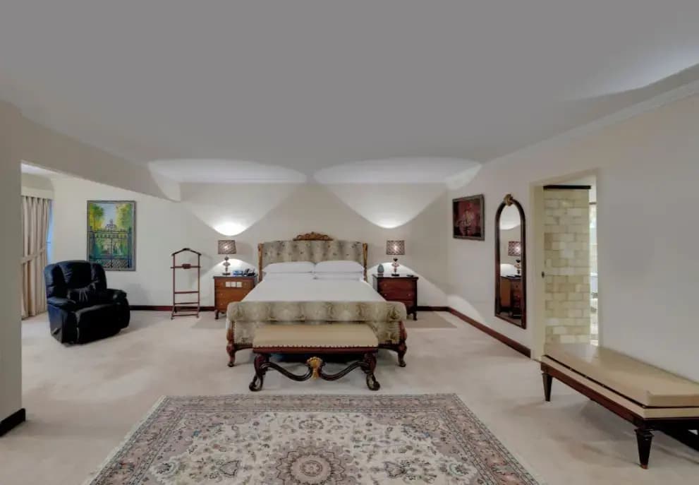 1 Bedroom Presidential Double Suite with garden view full double bed