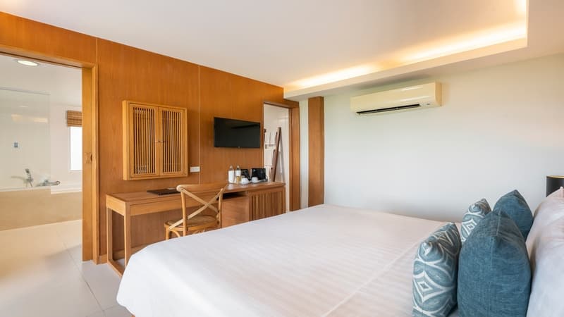 Double Villa Beachfront full double bed