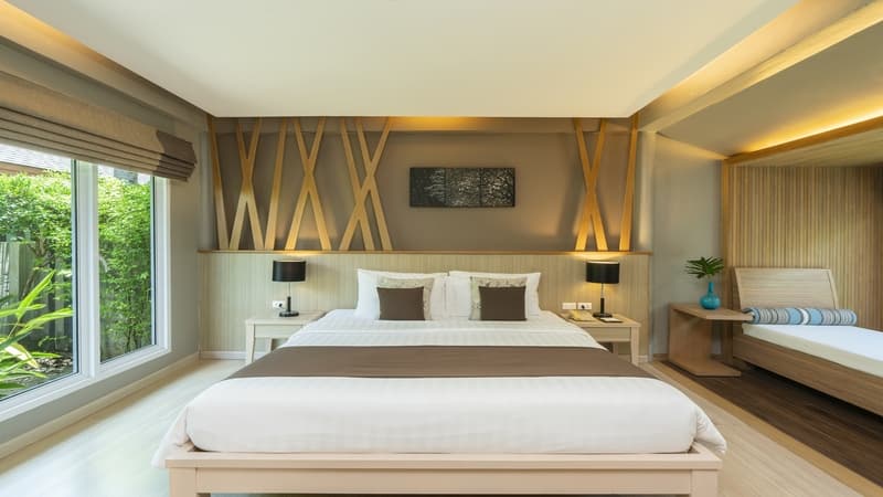 Private Jacuzzi Double Villa full double bed