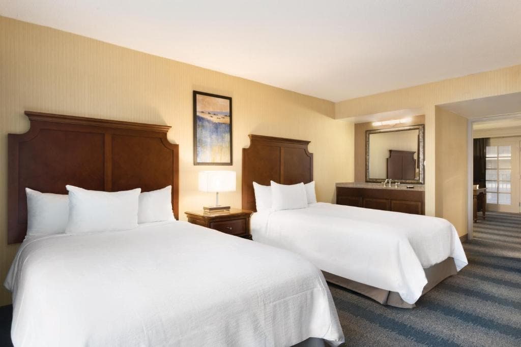 2 room Quadruple Suite