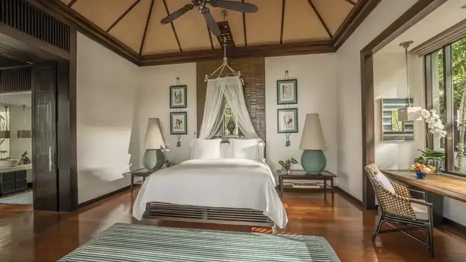 Beach Double Pool Villa full double bed