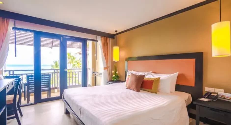 Superior Double room with sea side view full double bed