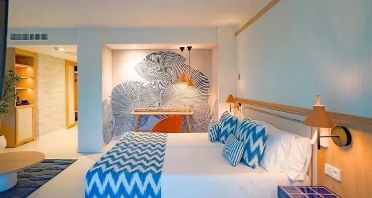 Double Junior Suite full double bed