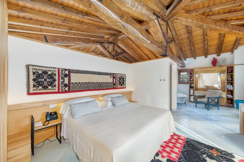 Presidential Sea View Double Suite full double bed