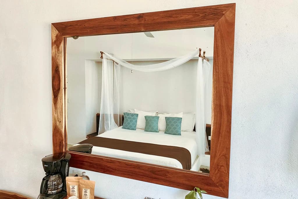 Rooftop Double room beachfront full double bed