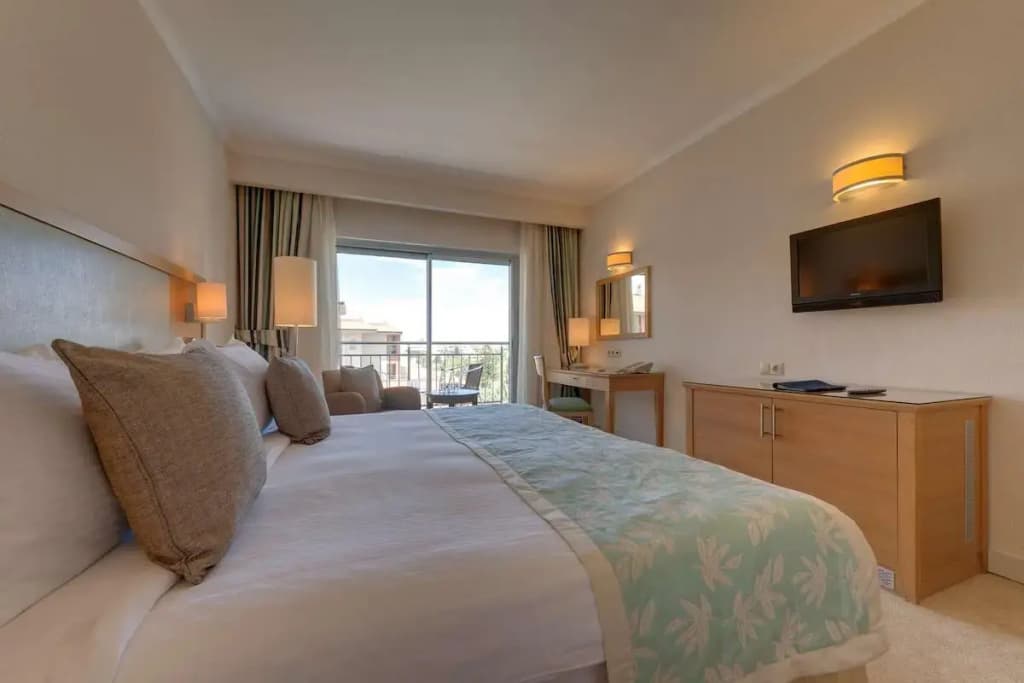 Premium Double room with balcony and with pool view full double bed