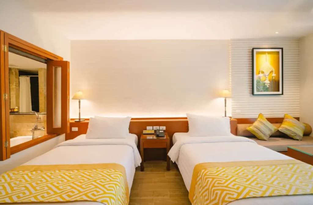 Deluxe Royal Wing Double room twin beds