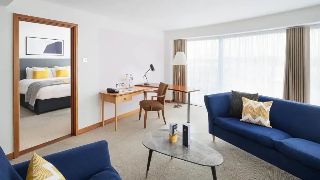 Hotel photo 11